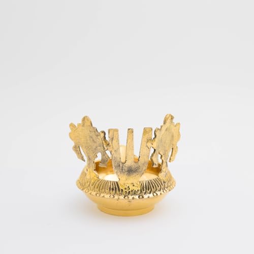 Bhimonee Decor Brass Pooja Diya with Shankh Chakra & Namam | Traditional Oil Lamp for Mandir, Temple & Festivals | Handcrafted Golden Finish
