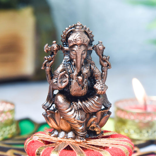 Copper Idols India - By Bhimonee Decor | 2.2-Inch Handmade Copper Lotus Darbar Ganesha Idol | 115g Patina Antique Finish | Hindu Puja & Home Temple Decor | Pack of 1