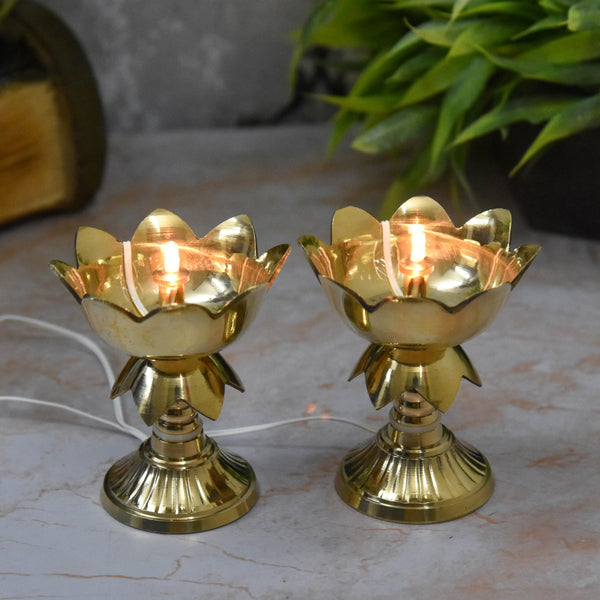 Bhimonee Decor  Pure Brass LED Bulb Light Kamal Design Electric Diya – Pooja Deepak for Home Temple Décor (3.25 Inches, 280g)