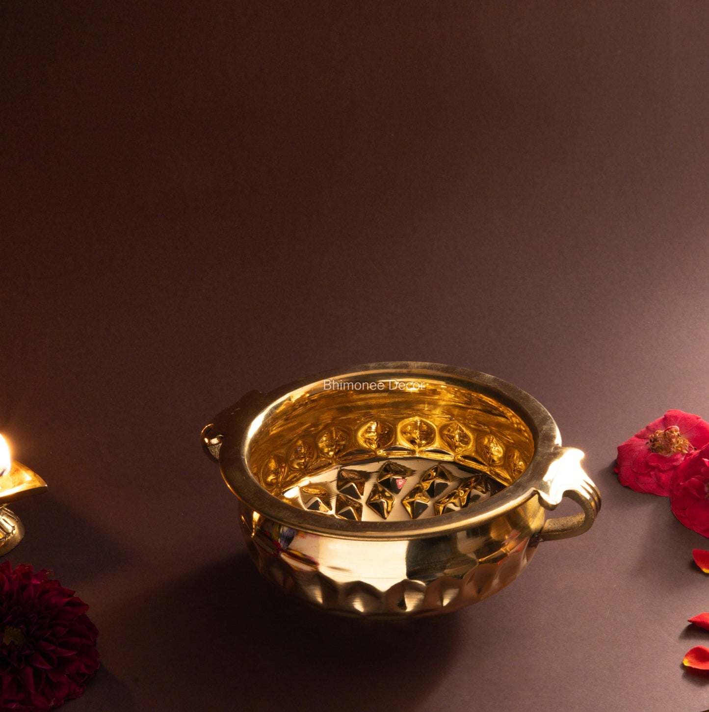 Bhimonee Decor Diamond Carving Urali Thali 6" | 320 gm Decorative Brass Bowl & Platter | Home Decor, Pooja & Gifting | Brass | Gold