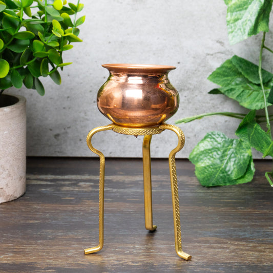NEETU ARTS Golden Abhishek Stand – 4 Inch Small Brass Puja Stand for Jal Abhishek & Shivling Pooja | Traditional Hindu Mandir Accessory | Rust-Free Finish