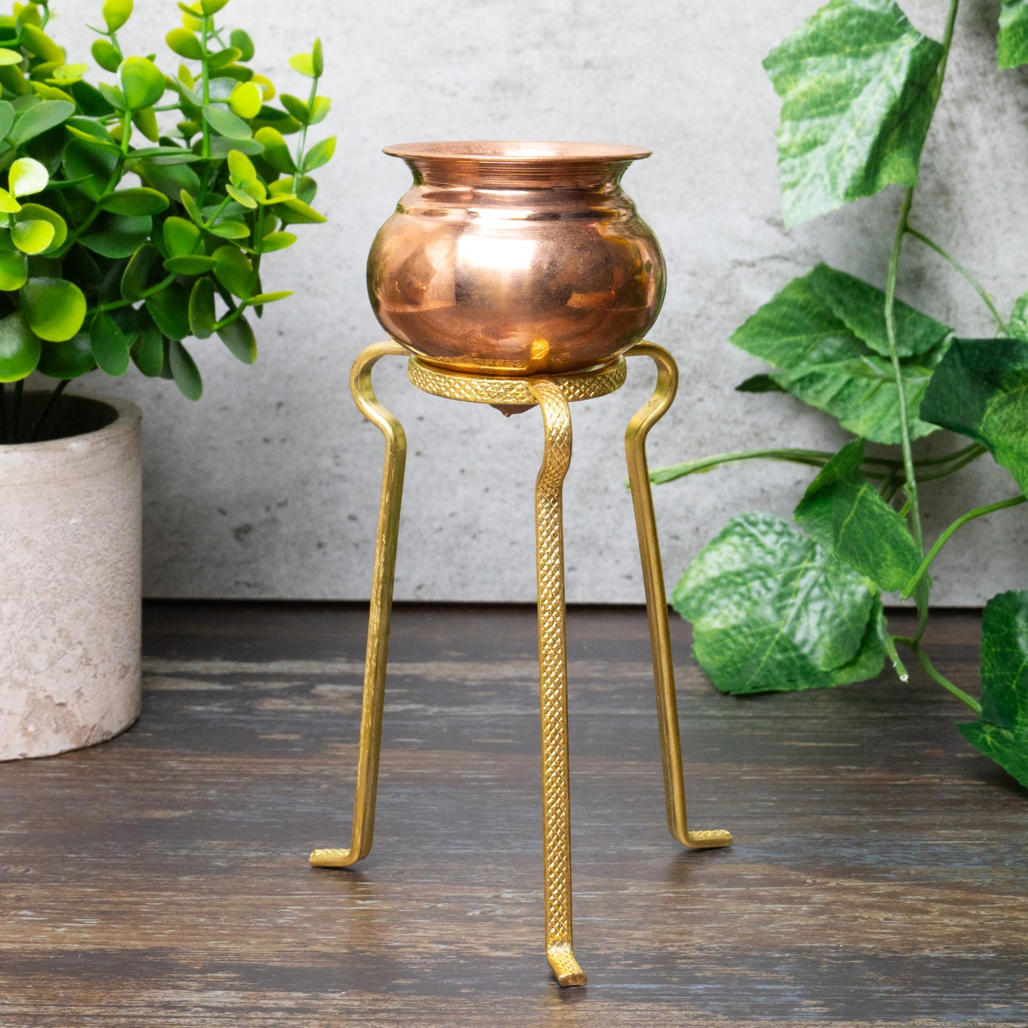 NEETU ARTS Golden Abhishek Stand – 5 Inch Medium Brass Puja Stand for Jal Abhishek & Shivling Pooja | Traditional Hindu Mandir Accessory | Rust-Free Golden Finish