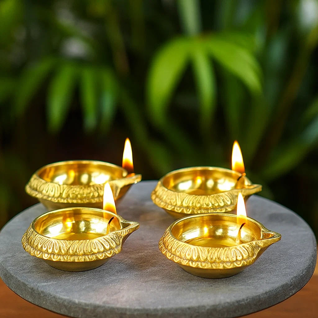 Modern Gift Centre - Set of 4 Pure Brass Kuber Diya 1 inch by printology