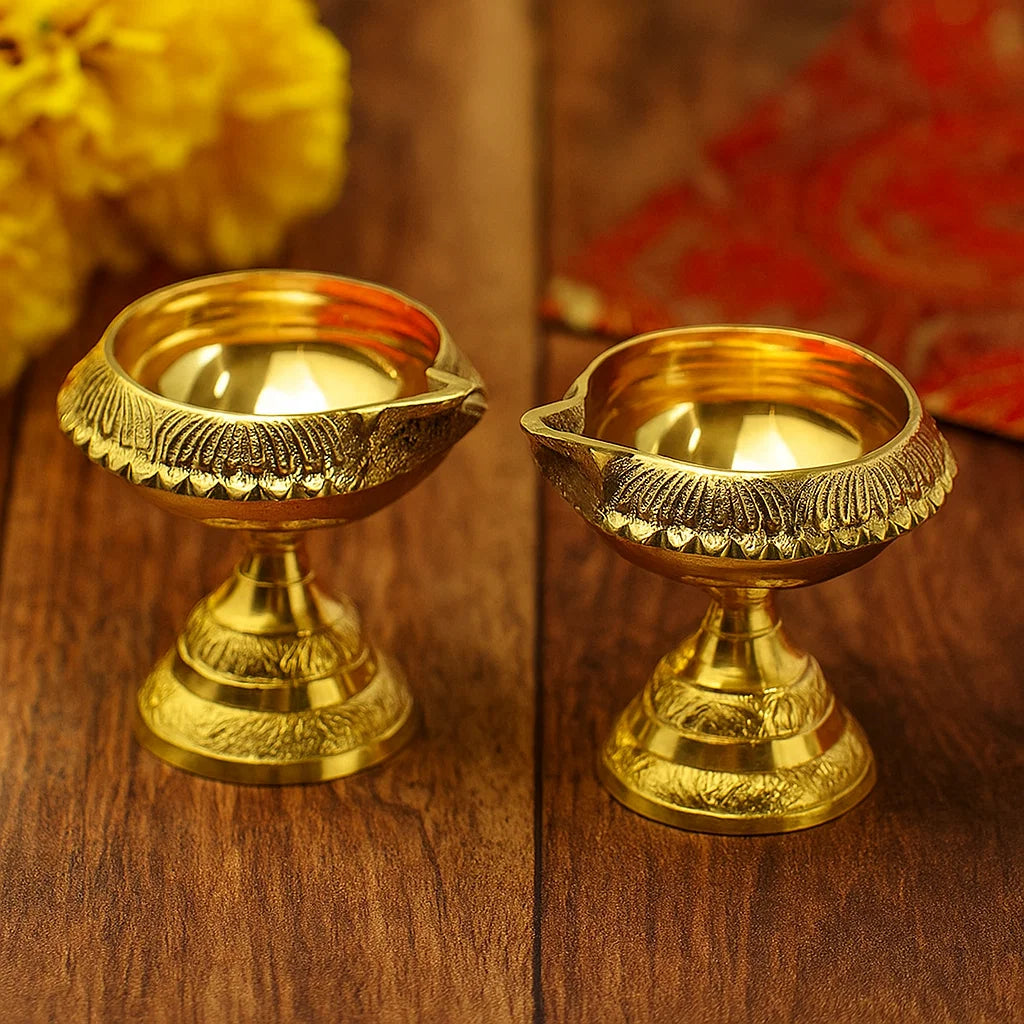 Bhimonee Decor Pure Brass Kuber Deep, Deepak, Diya for Pooja Purposes, 2.6 Inches, 230 gm