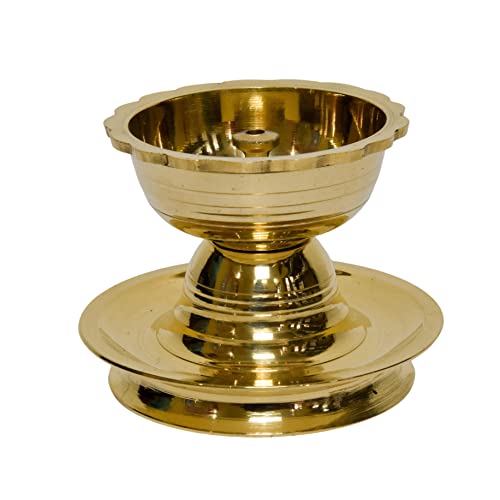 Bhimonee Decor Pure Brass Udupi Nanda Table Diya, 2.5 inches, Brass, Pack of 1 pc