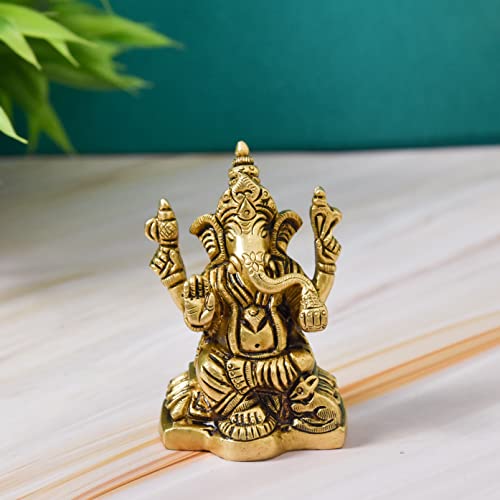 Brass Ganesha Idol Sitting on Peeta