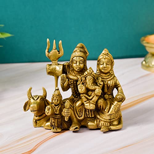 Bhimonee Decor Brass Shiva Family Idol for Home Decor, Sitting on Nandi, Gift & Puja, 1.05 kg, 3.75 inches, Brass Black Antique Finish, 1 Piece